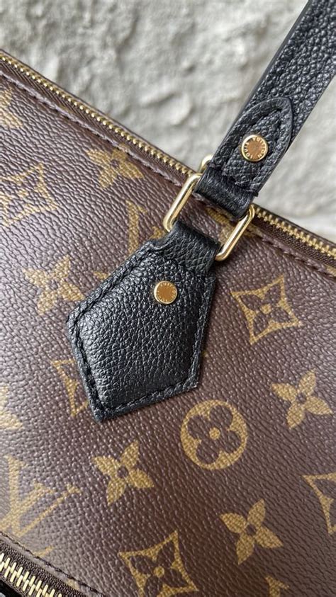 LOUIS VUITTON Monogram Tournelle MM Black.